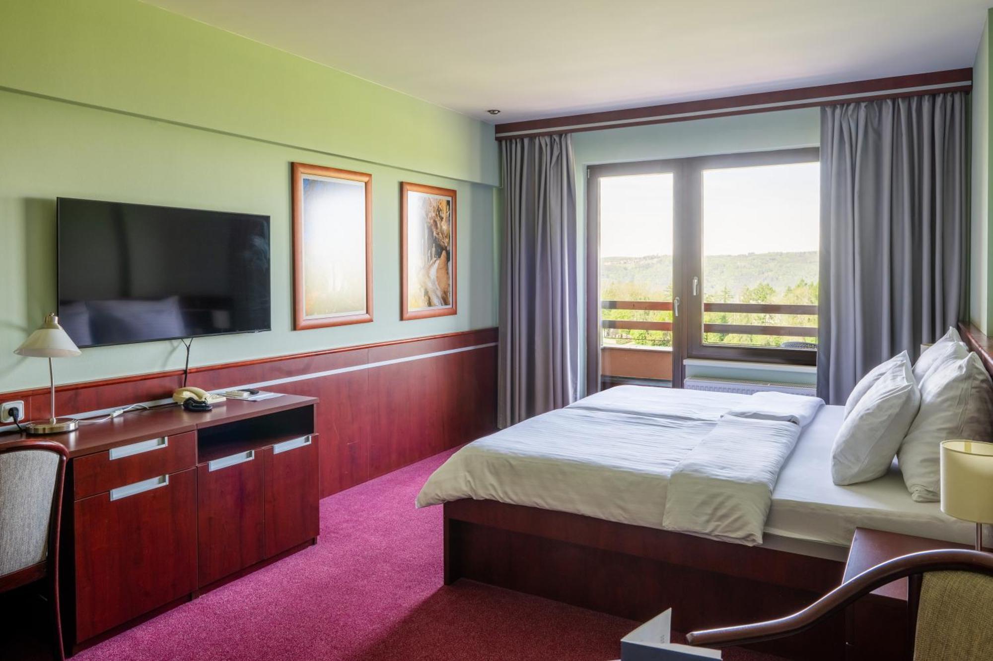 Orea Resort Panorama Moravsky Kras Blansko Exterior photo